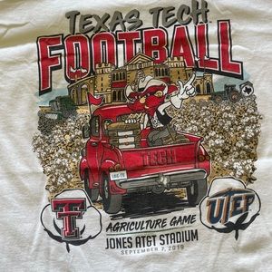 Texas tech vs Utep 2019 football game tshirt size Large